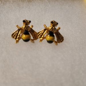 CUTE CUTE BUMBLE BEE EARRINGS